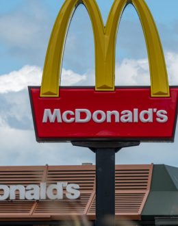 McDonald’s 2024 combo: Inflation, a health crisis and a side of politics