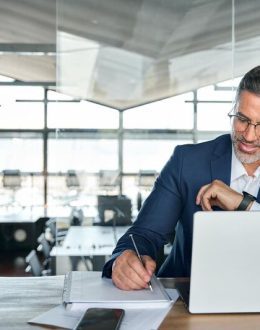 Who to listen for business advice