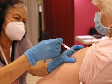 60% of Americans say they probably won’t get an updated COVID-19 vaccine