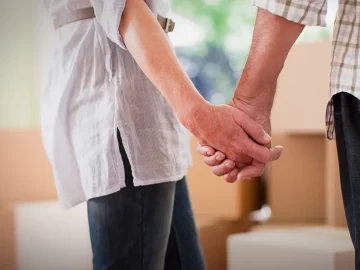 Among unmarried adults, women without children have as much wealth as single men