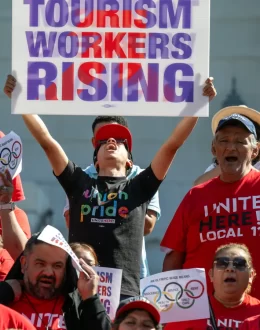 LA City Council boosts hourly minimum wages for tourism workers to $22.50