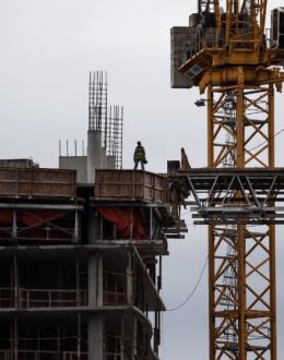 Will There Be a Quick Reconstruction? L.A. County Homebuilding is Among the Slowest in the Country