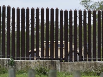 US Adults Want Border Security Action But Mostly Oppose Arrests in Schools