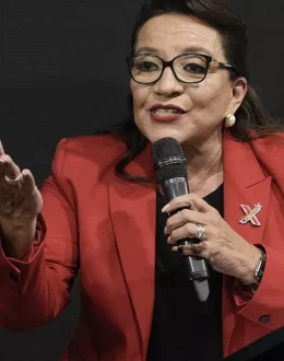 “If The US Deports Hondurans, We Will Remove Its Bases From The Country,” Says Xiomara Castro