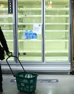 California Consumer Confidence Hits 4-Year Low