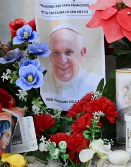 Pope Francis Remains in Critical Condition, Vatican Says