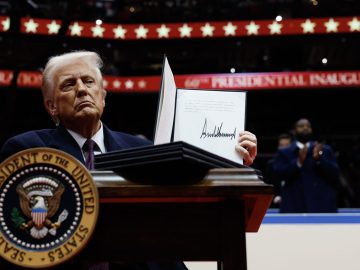 Trump’s executive order on birthright citizenship draws more disapproval than approval