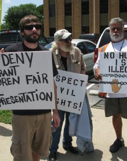 California & Texas Face Crisis as U.S. Ends Legal Help for Migrant Kids