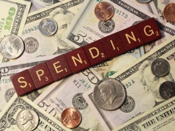 Economic Uncertainty Spurs Consumer Spending