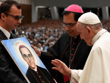 Vigil this Friday to honor Monseñor Romero