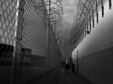 Vietnamese father, an Orange County resident, held for more than a month after being detained by ICE