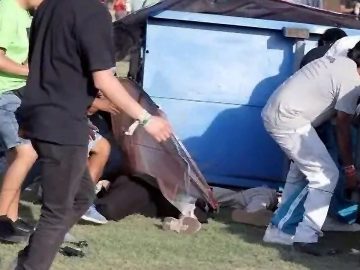 Axe Ceremonia 2025 Festival remains silent for hours after tragedy leaves two dead; the show continued as if nothing had happened