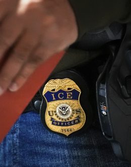 Supreme Court allows Trump to deport Venezuelans under wartime law, but only after judges’ review