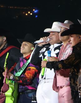 Grupo Firme distances itself from narcocorridos: “We are more guided by love and heartbreak”