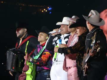 Grupo Firme distances itself from narcocorridos: “We are more guided by love and heartbreak”