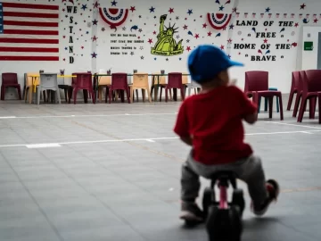 3 children who are US citizens — including one with cancer — deported with their mothers