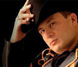 Did Valentín Elizalde die from getting into someone else’s mattress? His brother Francisco’s version