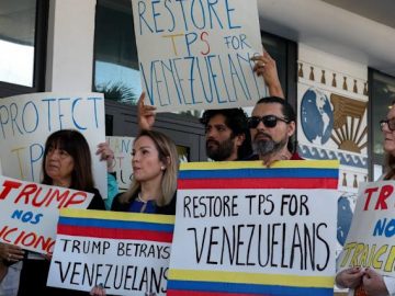 Judge blocks Trump administration from stripping deportation protections for Venezuelans