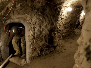 $1,500 to the American Dream: Coyotes Push Tunnel Crossings Despite Crackdowns