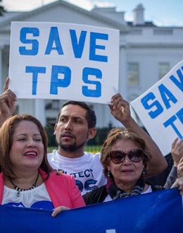 Supreme Court Backs Trump in Stripping Legal Status from 300,000 Venezuelans