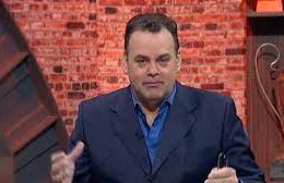 David Faitelson calls Canelo Álvarez “decadent”; “Last night’s fight was a disgrace,” he says.