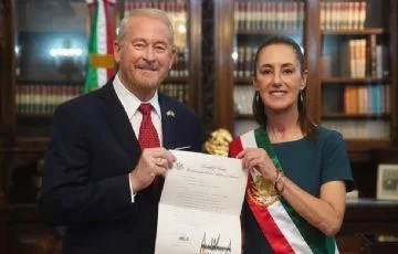 Claudia Sheinbaum Receives Credentials from Ronald Johnson, New U.S. Ambassador