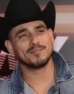 Espinoza Paz Clarifies Visa Rumors: Why Can’t He Enter the US?