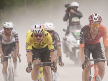 Isaac Del Toro is the first Mexican to lead the Giro d’Italia