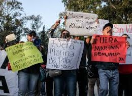 Shouting “Out with Marina del Pilar and the narco-government,” Tijuana residents held a barbecue in protest