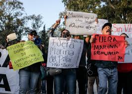 Shouting “Out with Marina del Pilar and the narco-government,” Tijuana residents held a barbecue in protest
