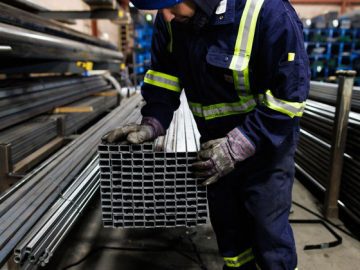 Voters might like tariffs, but not on Canada and Mexico