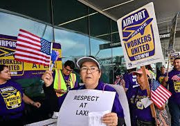 L.A. Moves Toward $30 Minimum Wage for Hotel, Airport Workers