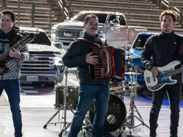 Jalisco Governor Considers Lifting Restrictions on Los Alegres del Barranco