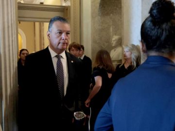 Padilla says in Senate ‘it’s time to wake up’ after forced removal from Noem’s event