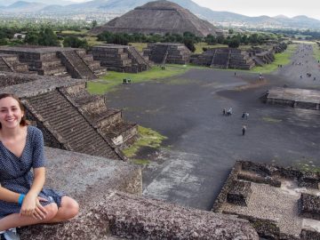 Angry Canadian tourists snub US and head to Mexico