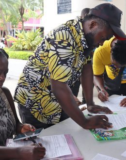 40% of Migrants Remain in Mexico