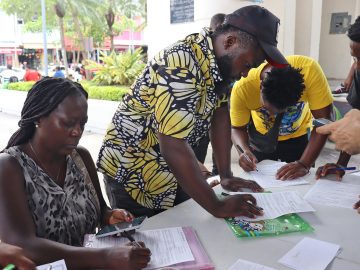 40% of Migrants Remain in Mexico