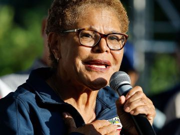 Where Are the Cash Cards for Immigrants?