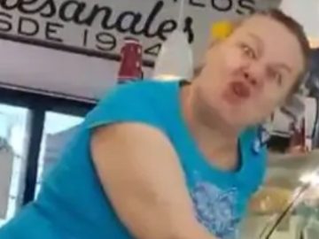 ‘Lady Muecas’: American Sparks Outrage After Mocking Mexican Employees