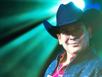 Bobby Pulido is leaving music “at its peak” to fight against polarizing US politics: “I’m going to say what no one else has.”