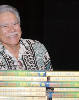 Voices of La Lucha: Essential Chicano Literature in Times of Struggle