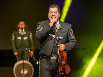 Carlos Martínez: “Es un Honor Ser Mexicano, Hay Que Gritarlo a los Cuatro Vientos, Vamos a Estar Bien”