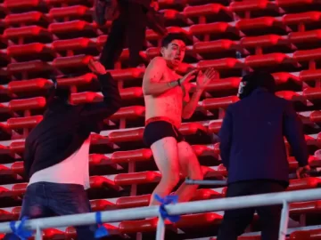 Masacre en Argentina: Diez heridos y 90 detenidos en partido de Independiente-U de Chile