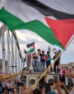 Flotilla leaves Barcelona in biggest attempt yet to break Israeli blockade of Gaza