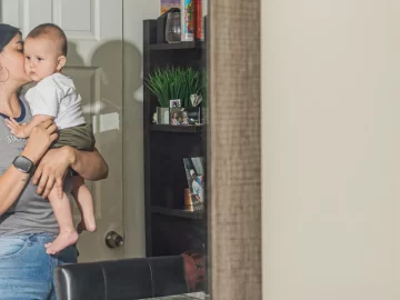 Mother and Baby Held in Hotel Room for Five Days by ICE Contractor