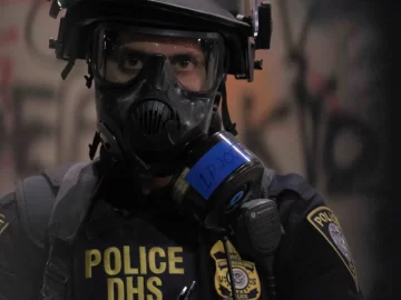 ICE Agents in a Heat Wave: Still No Signs of Melting