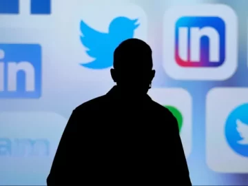 Do You Want a Student Visa? Change Your Media Profile to ‘Public’