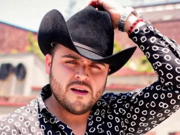 Between prison and betraying his former manager, Gerardo Ortiz chose freedom