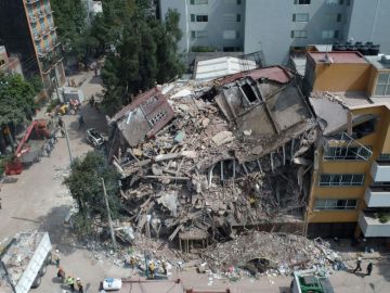 Mexico, a country in the Ring of Fire that causes 90% of the most powerful earthquakes