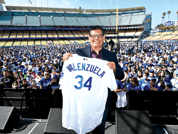 Viva Valenzuela! California Declares Nov. 1 a Day to Celebrate Dodgers Legend